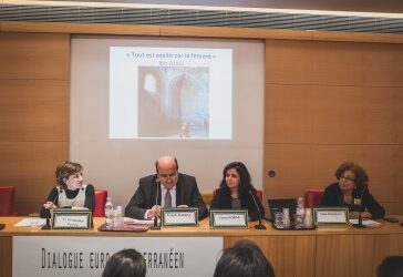 Participación en la conferencia sobre ‘Diálogo Euro-Mediterráneo femenino’