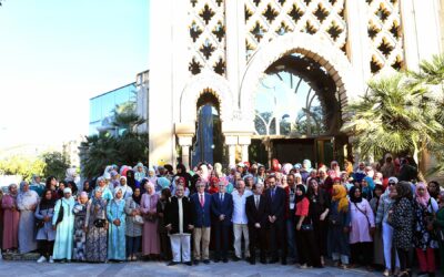 Más de 150 de las temporeras marroquíes que trabajan en el sector de la fresa y los frutos rojos de Huelva celebran Ramadán en la Fundación Tres Culturas